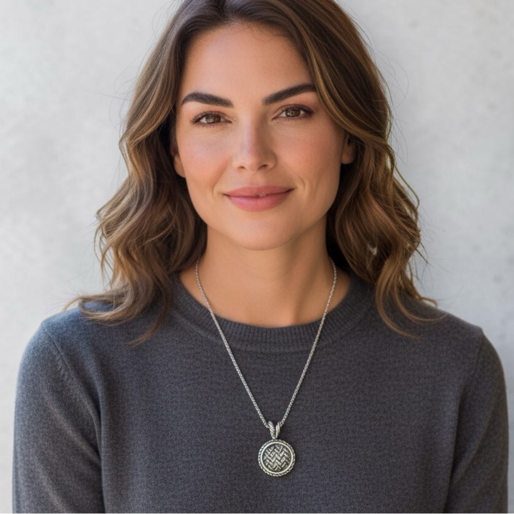 Vintage Large Cable twisted bezel set Pendant with a unique domed center!